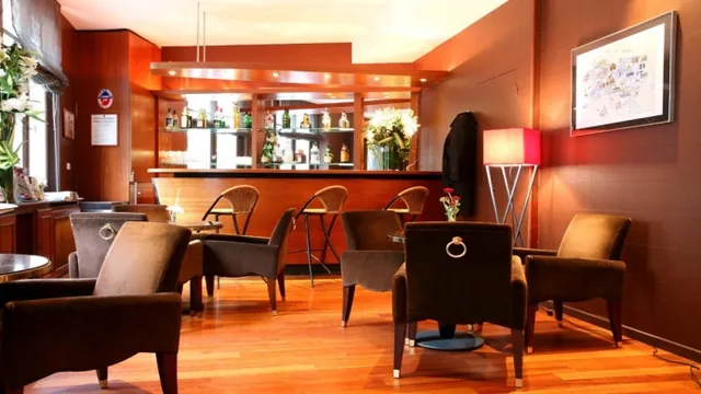 Hospederia Dali Hotel Seville photo 2