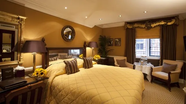Delta Hotel & Suites Vancouver photo 1