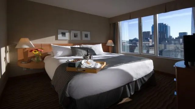 Delta Hotel & Suites Vancouver photo 2