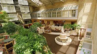 Delta Ocean Pointe Resort & Spa Victoria