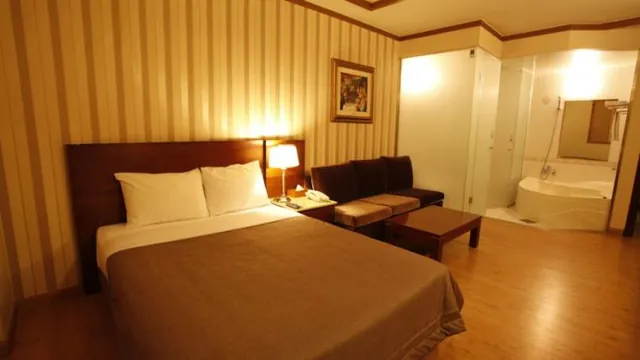Leonardo Hotel Karlsruhe photo 3