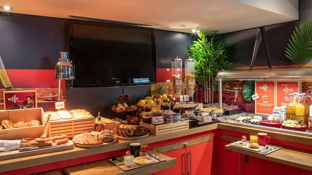 Ibis Cannes Centre photo 5