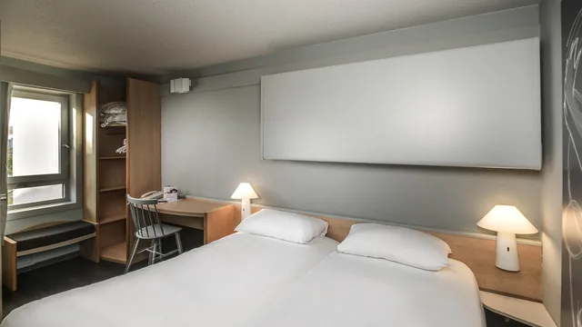 Ibis Carcassonne Centre la Cité photo 5