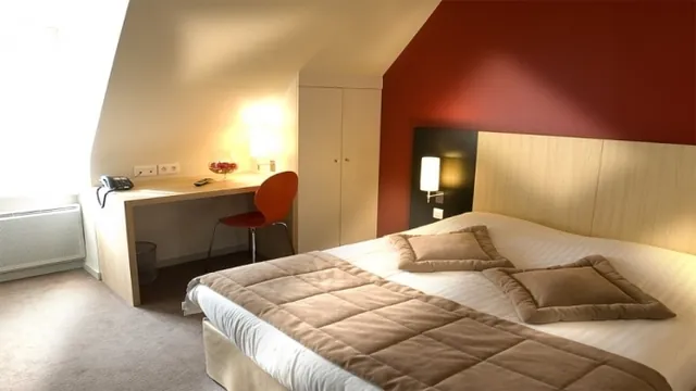 Hostellerie De La Croix Blanche Hotel Saumur photo 2