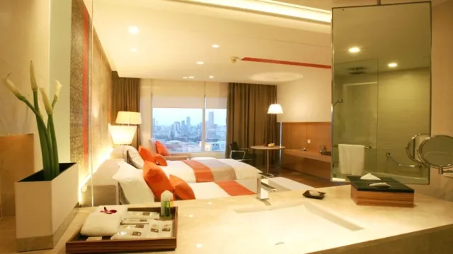 Triple Two Silom Hotel Bangkok photo 3