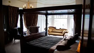 Ceilidh-Donia Hotel Edinburgh