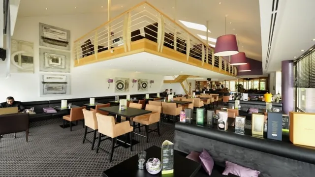 Ibis Airport Hotel Charleroi photo 3