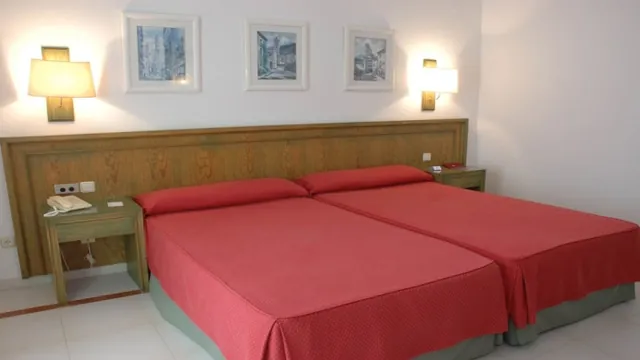 Exe Gran Hotel Solucar Sevilla photo 1