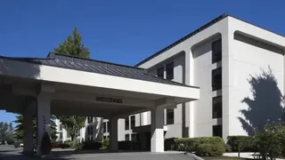 Holiday Inn Express & Suites Seattle-Sea-Tac Airport