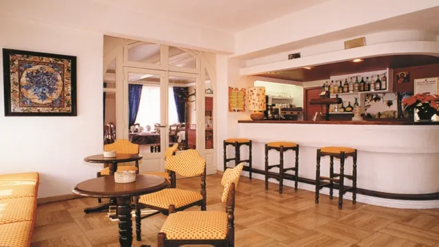 Citotel De la Vallee Hotel Lourdes photo 3