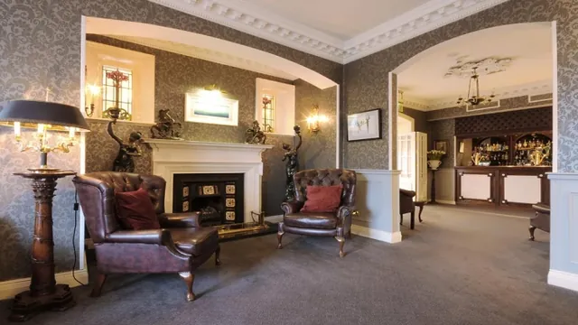 Killarney Court Hotel photo 2