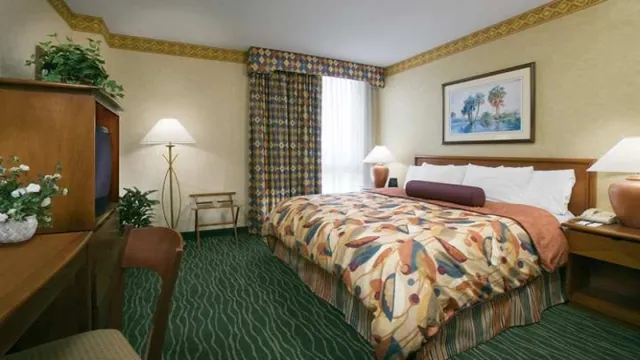 Sailport Waterfront Suites Tampa Resort photo 1