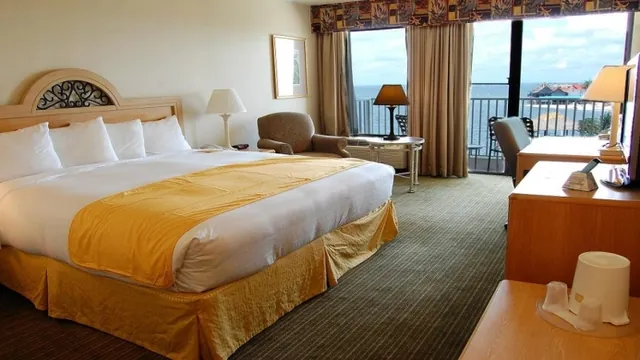 Chart House Suites On Clearwater Bay photo 3