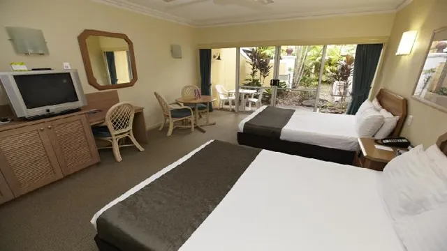 Ibis Styles Cairns (Previously All Seasons) photo 2