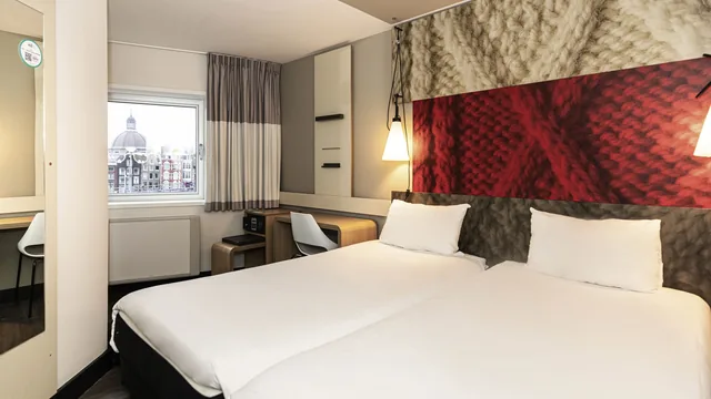 Ibis Amsterdam Centre photo 8