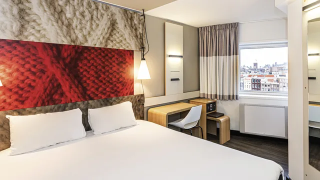 Ibis Amsterdam Centre photo 9