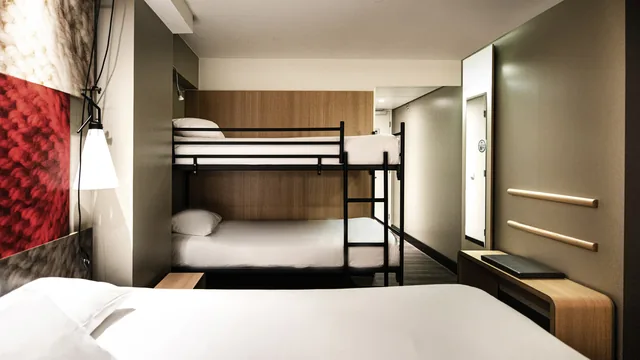 Ibis Amsterdam Centre photo 10