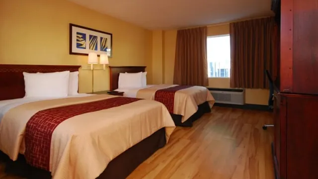 Red Roof Inn San Diego Downtown photo 1