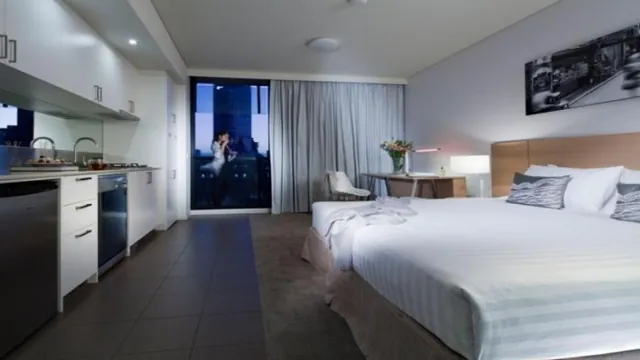 Econo Lodge Parkville Place Melbourne photo 1