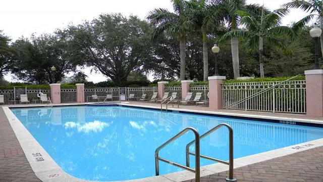La Quinta Inn & Suites Fort Lauderdale Tamarac photo 2