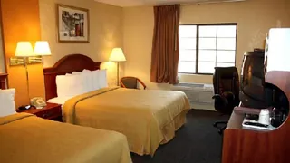 Quality Inn & Suites Phoenix, AZ