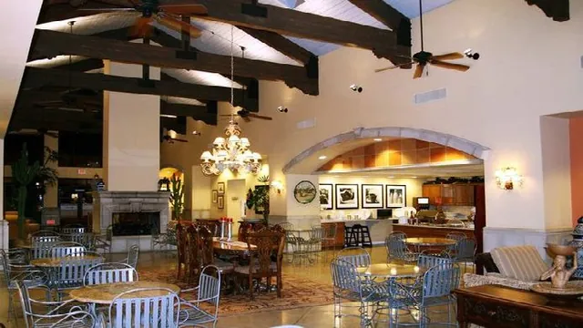Comfort Suites at Tucson Mall photo 2