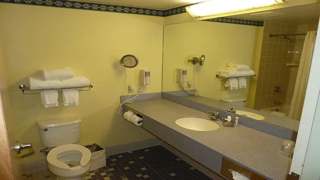 Holiday Inn Express Hotel & Suites Kendall East Miami photo 3