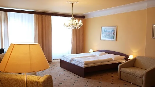 Baymont by Wyndham Montreal Airport photo 3