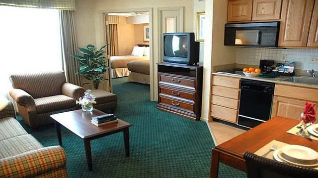 Hyatt Place Columbus - Worthington Hotel photo 3