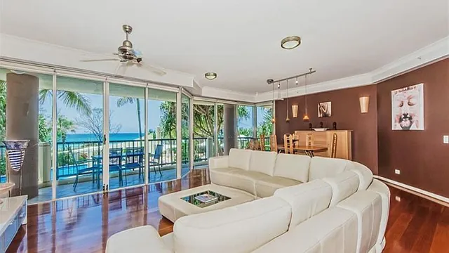 Oceana On Broadbeach Apartments Gold Coast photo 1
