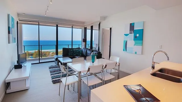 Oceana On Broadbeach Apartments Gold Coast photo 3
