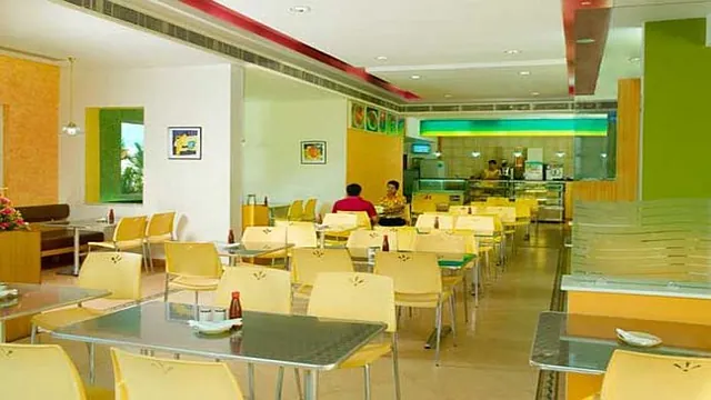 Hotel Abad Atrium Cochin photo 1