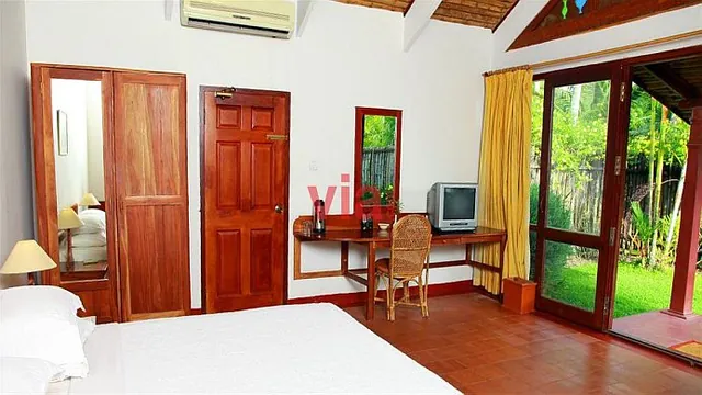 Abad Whispering Palms Lake Resort Kumarakom photo 2