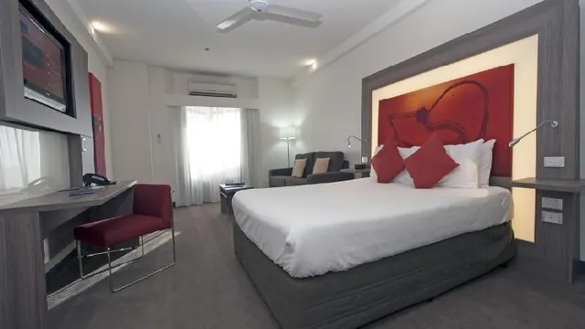 Novotel Darwin Atrium photo 2