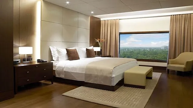 The Oberoi Grand Kolkata Hotel photo 2