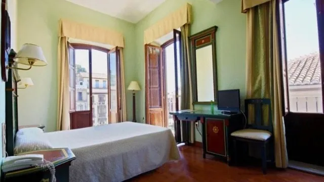 Plaza Nueva Hotel Granada photo 3