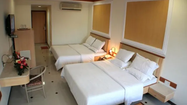 Godwin Hotel Mumbai photo 2