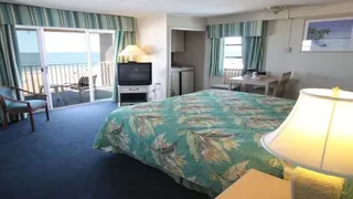 Flagship Oceanfront Hotel