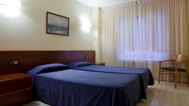 Corona Tortosa Hotel photo 3