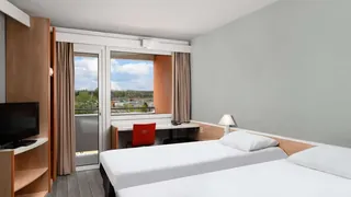 QT Port Douglas Hotel