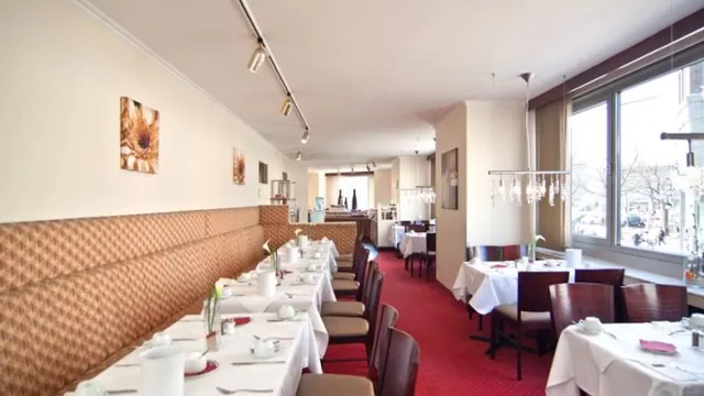 Hotel Continental Novum Hamburg Central Station photo 3