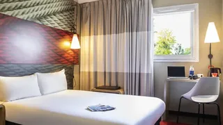 Ibis Massy