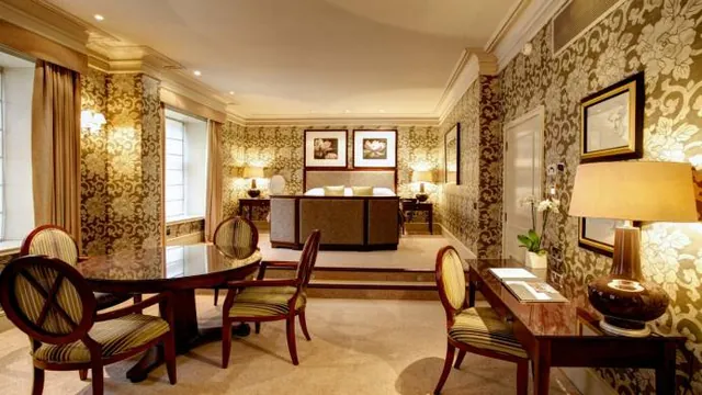 Chester Grosvenor Hotel & Spa photo 2