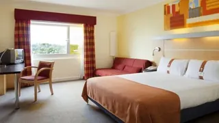 Holiday Inn Express Chester Racecourse