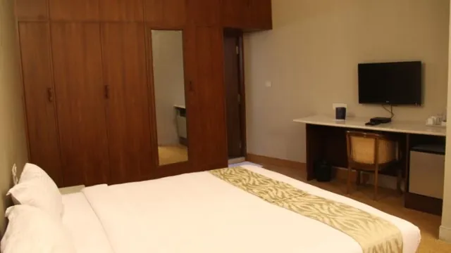 Ibis Sharq photo 3
