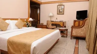 Raj Park Chennai Hotel