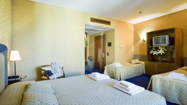 Ibis Annecy Centre Vieille Ville photo 1