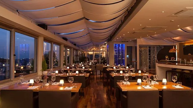 Pullman Miami Airport photo 2