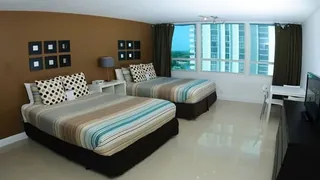 Design Suites at Castle Beach Miami Hotel