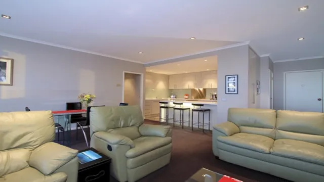 Hampden at Battery Point Apartments photo 3
